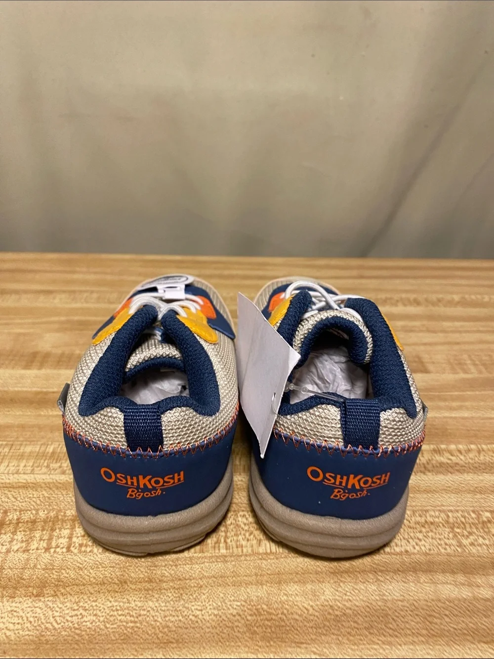 OshKosh B’Gosh Everyplay Darcy toddler boys slip on sneakers size 8 NWT